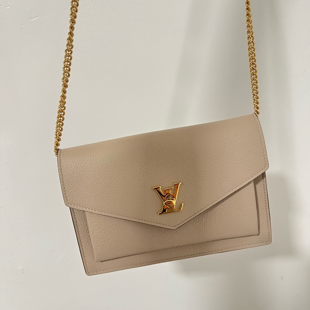 Louis Vuitton Mylockme Chain Pochette